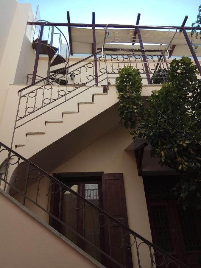 Simple And Special Apartment Ермополи Екстериор снимка