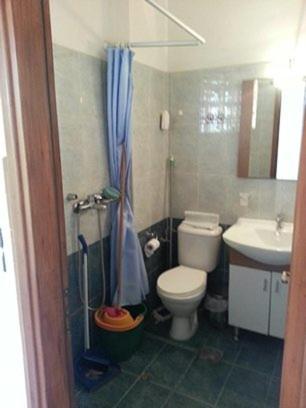 Simple And Special Apartment Ермополи Екстериор снимка